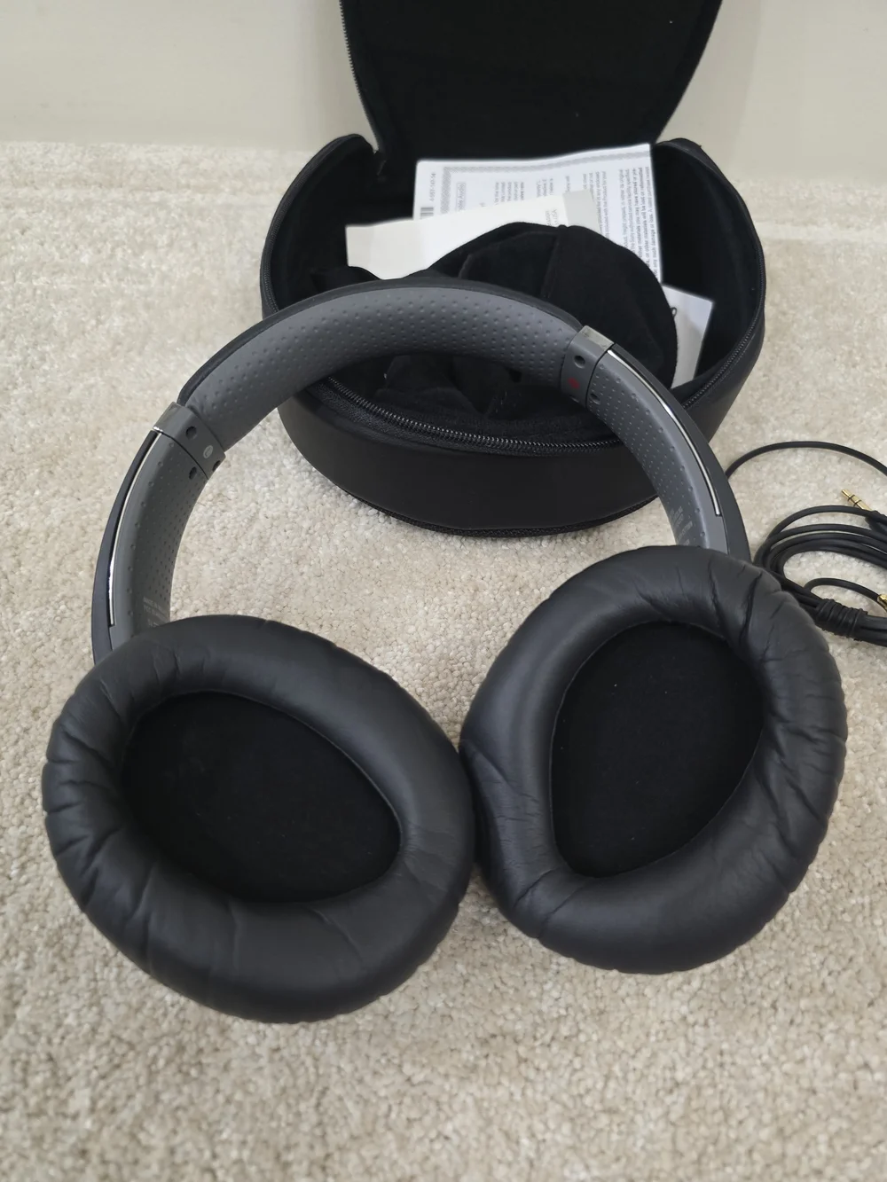 Sony Black Wireless Over-Ear Headphones with Carry Case